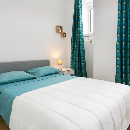 Апартаменти Cozy Flat At *